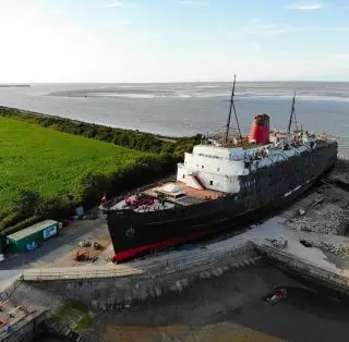 TSS Duke of Lancaster Ship, only a stone throw away