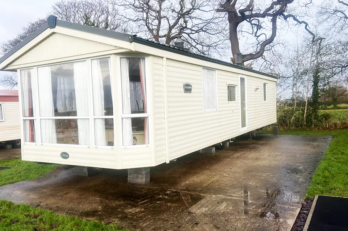 Rental Lodges - The Old Blacksmiths North Wales 2